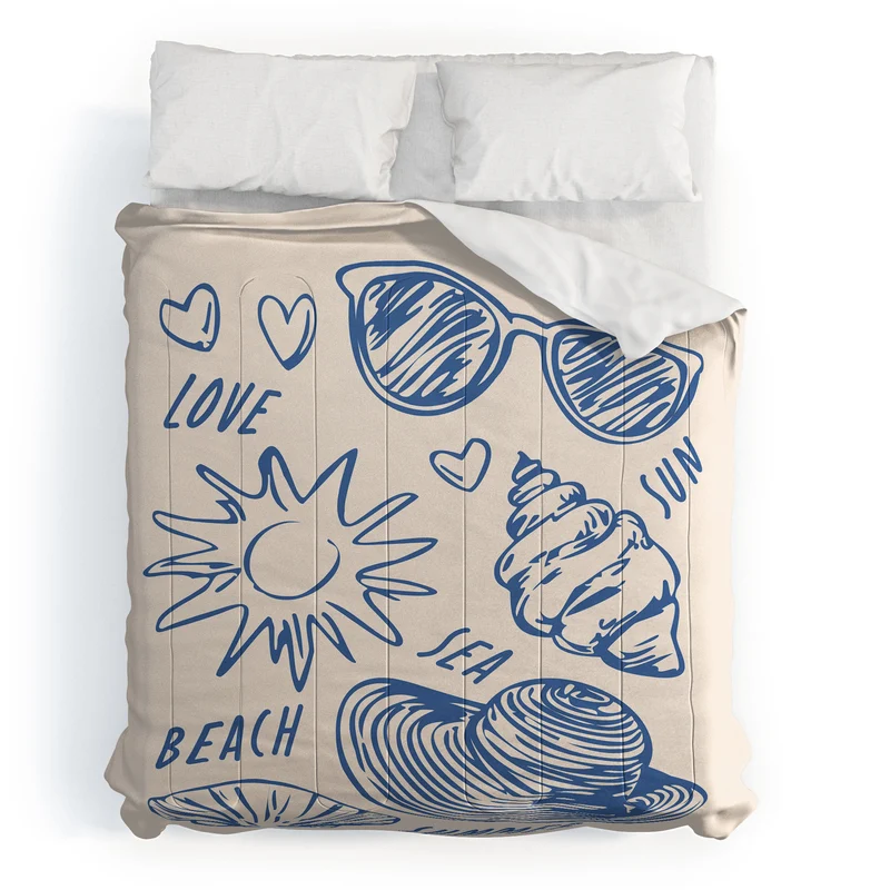love sea beach summer Comforter