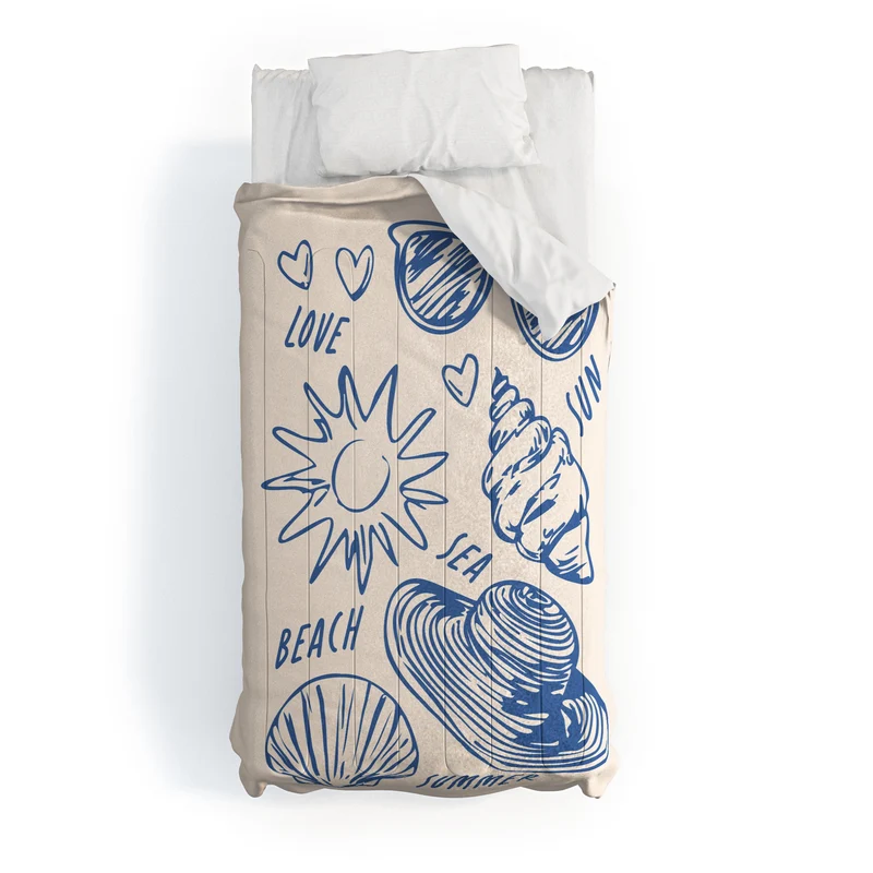 love sea beach summer Comforter