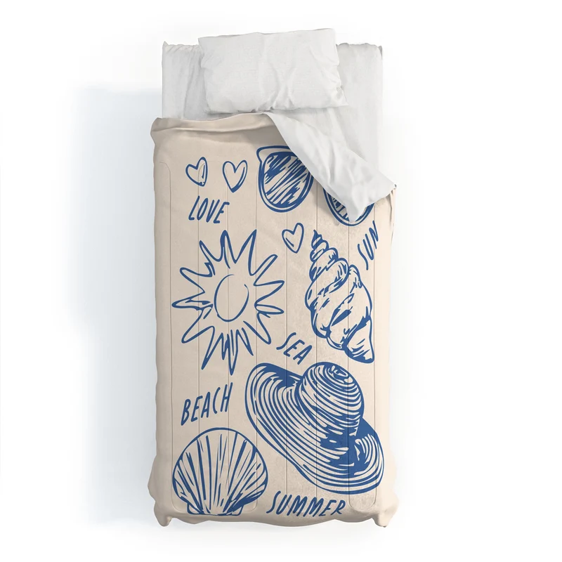 love sea beach summer Comforter
