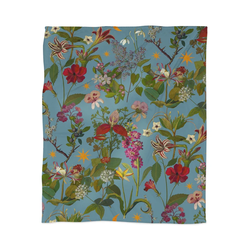 Amryllis Star Slate Throw Blanket