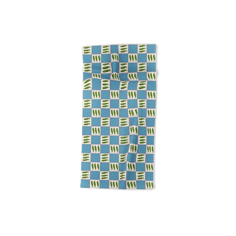Green Pea Pods Retro Tile Pattern Bath Towel