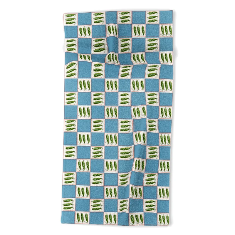 Green Pea Pods Retro Tile Pattern Bath Towel