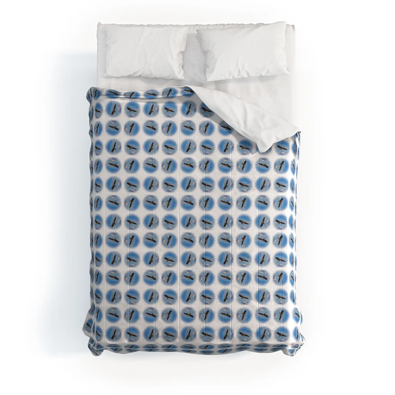 Eagle Flying High in Alaskan Skies Comforter