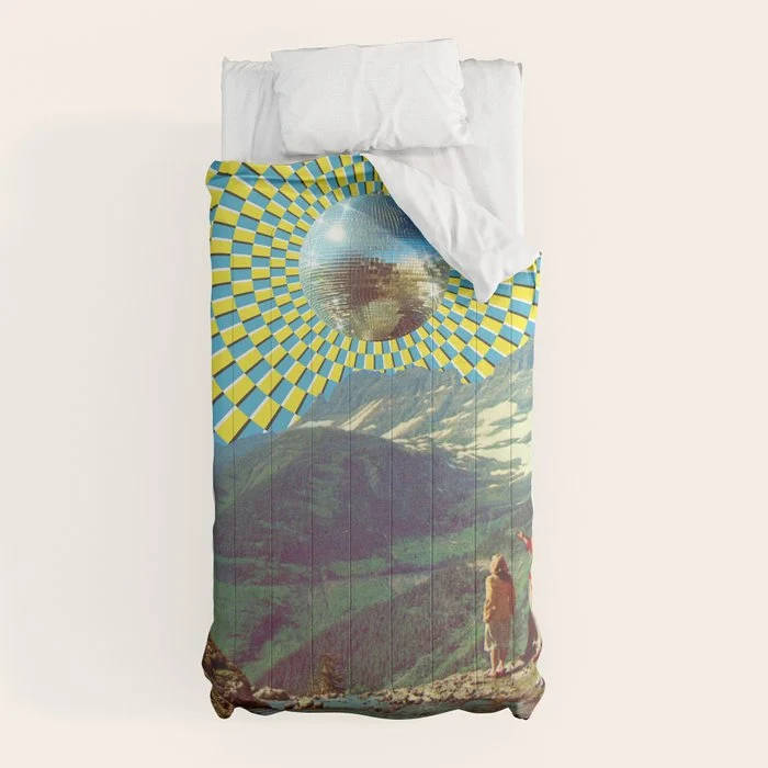 Peak Disco Boogie v2 Comforter