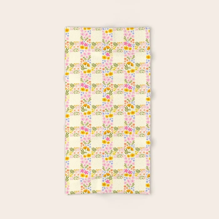 Vintage geometric flower art pattern Bath Towel