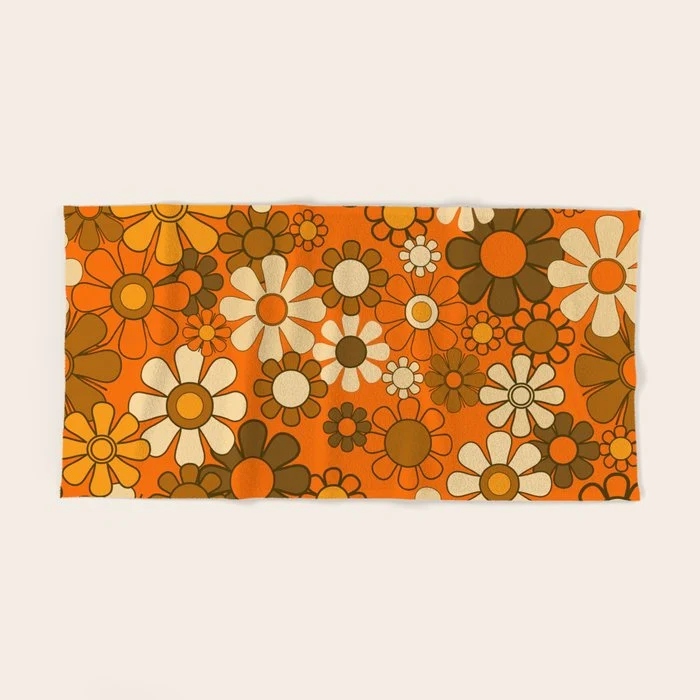 70s Retro Floral Pattern Groovy Garden Flowers in Orange and Brown Bath Towel