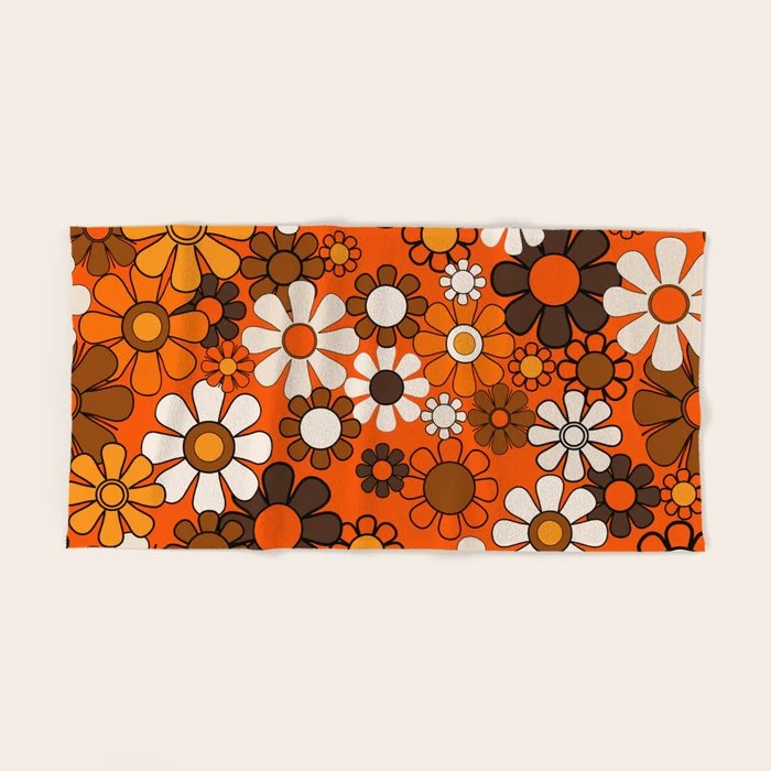 Retro 70s Floral Pattern Groovy Garden Flowers in Orange and Brown Bath Towel