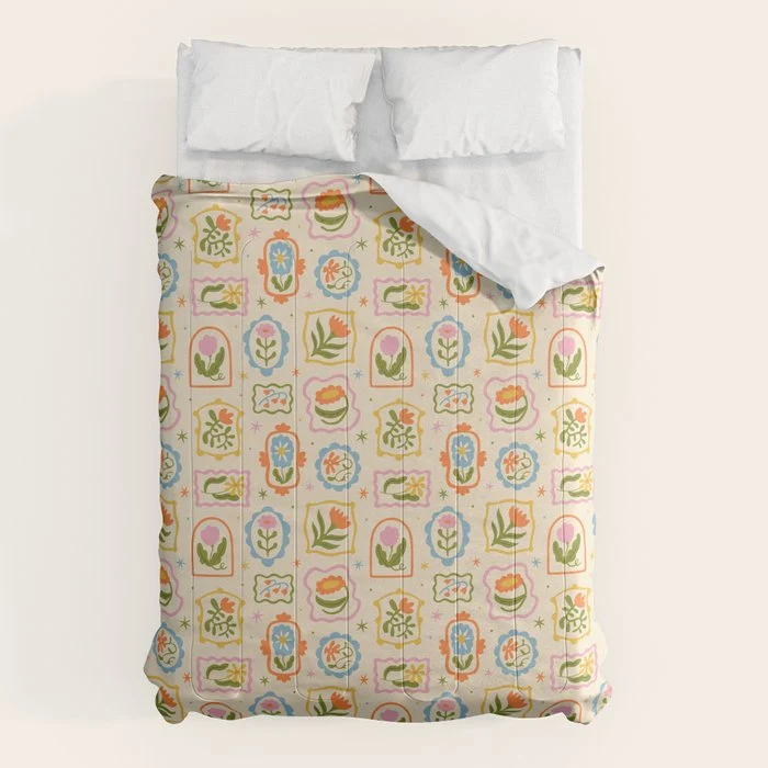 Colorful retro flower art frame art pattern Comforter
