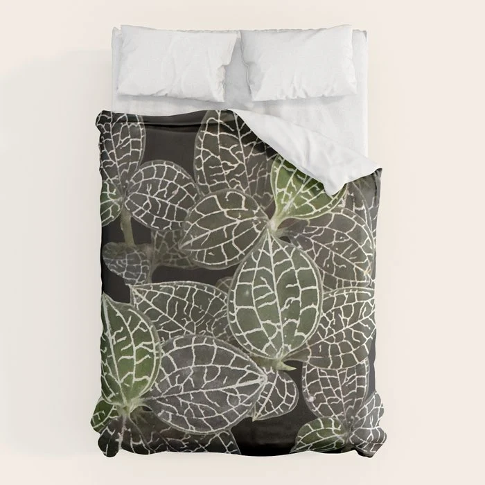 Elegant leaf skeleton foliage on black Duvet Cover